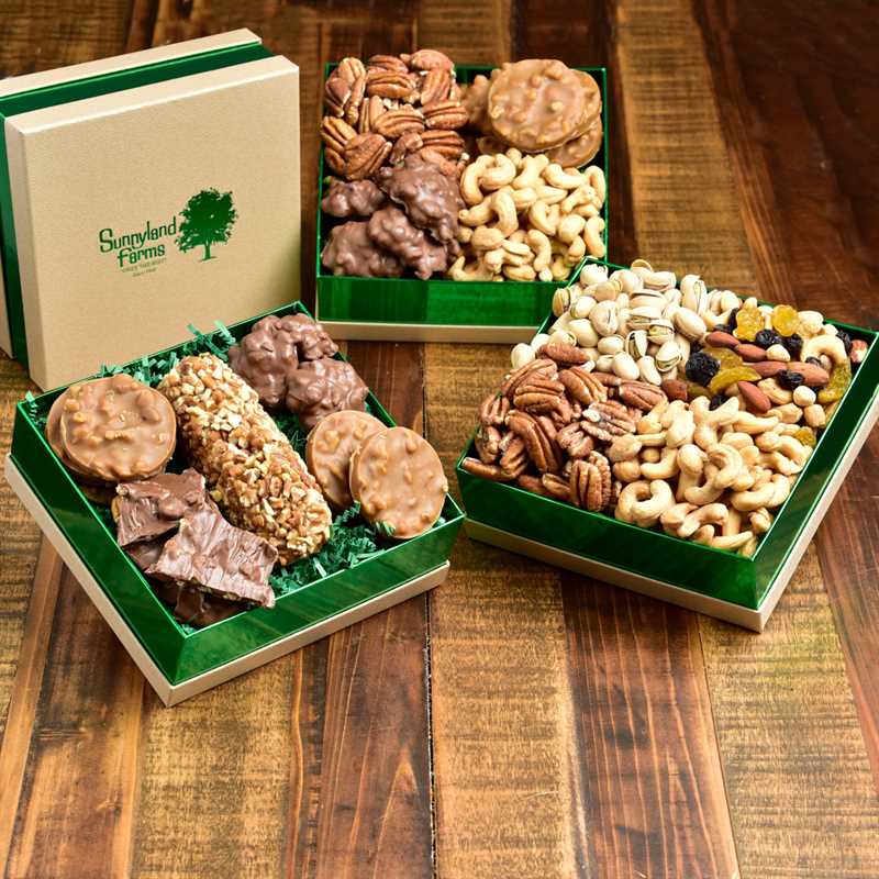 gourmet-dried-fruit-nut-gifts-baskets-tins-boxes-sunnyland-farms