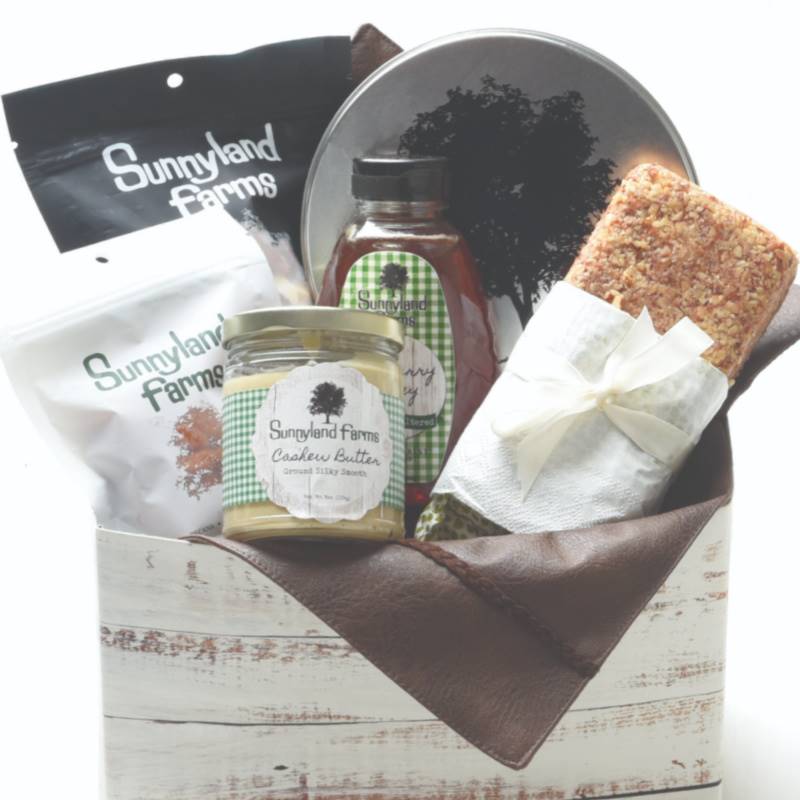 Sunnyland Signature Gift Box 